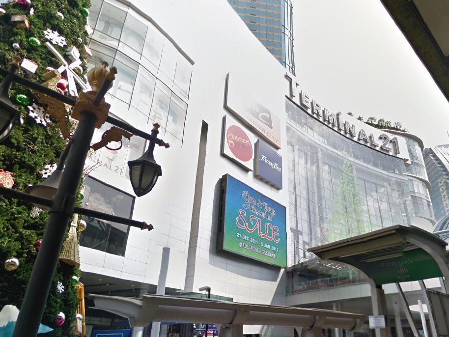 Sam'S Lodge Bangkok Bagian luar foto